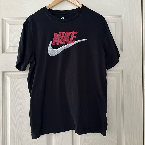 Nike T-shirt - Picture 1 of 7